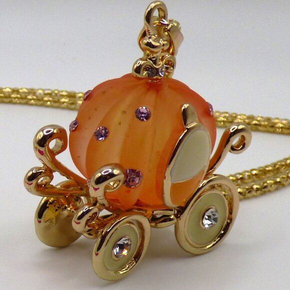 3-D Cinderella Pumpkin Carriage Pendant Necklace - Picture 9 of 12